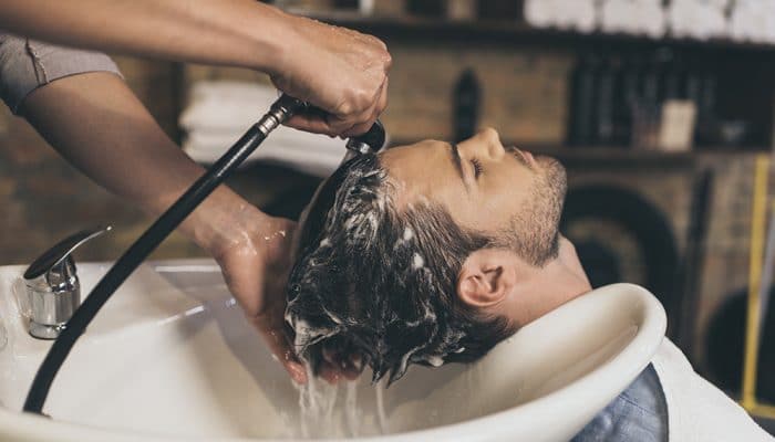 Få rådgivning om hjælpepakkerne ved COVID-19