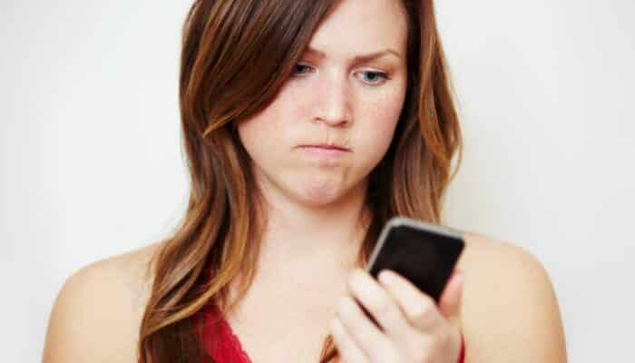 Må en medarbejder kritisere sin arbejdsgiver på sociale medier?